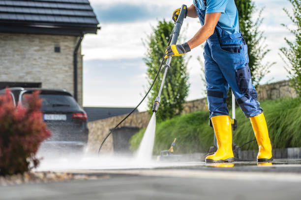 Best Restaurant Pressure Washing  in Fayetteville, NY
